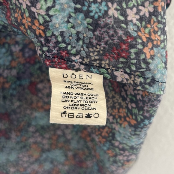 Doen Brenna Top Navy Ladybird Floral - Picture 10 of 10